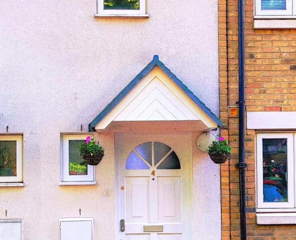Surrey Quays Residency - Serviced Rooms ロンドン エクステリア 写真
