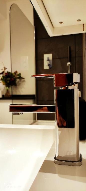 Surrey Quays Residency - Serviced Rooms ロンドン エクステリア 写真